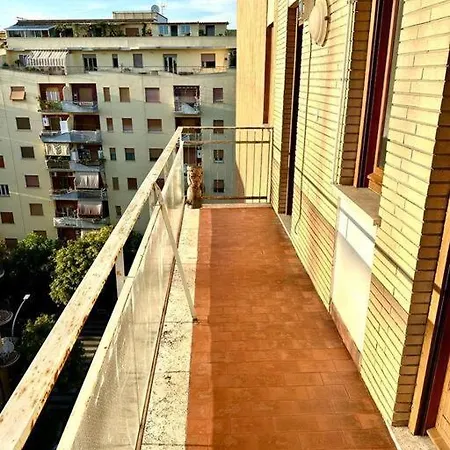 Piramide Painter's - Metro B Apartment *
